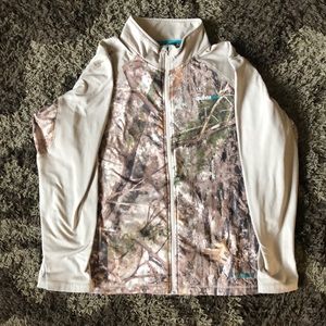 Cabelas Women’s Camo Sweater